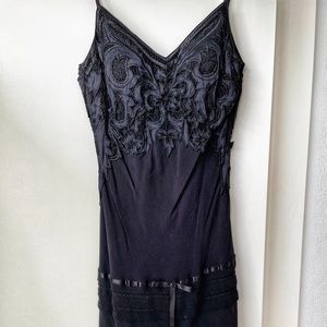 Vintage-inspired pretty black dress